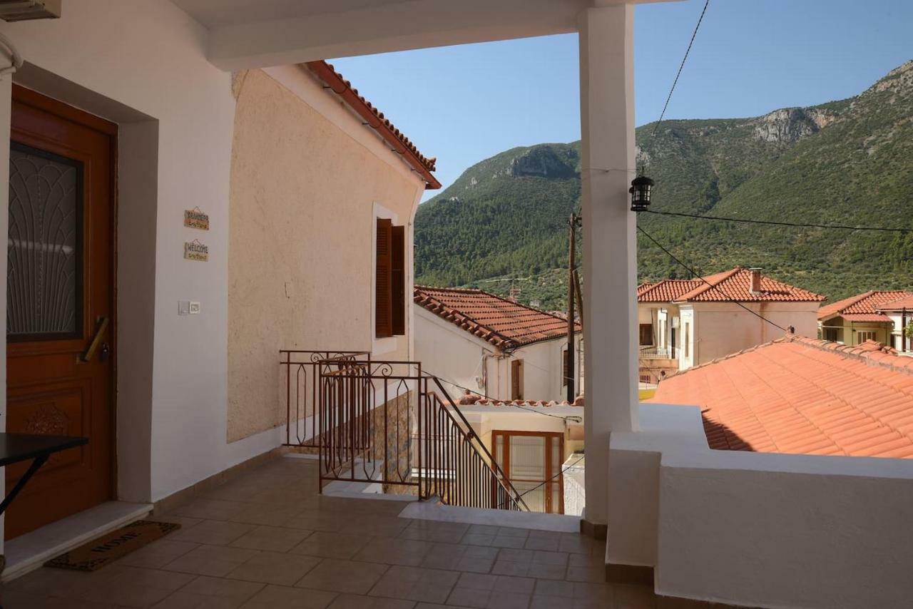 Karinia Home Leonidio Luaran gambar